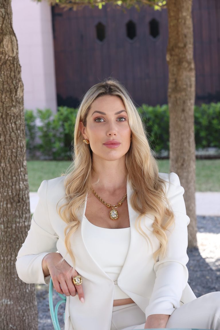 Naomi Besson, luxury real estate agent in Boca Raton, South Florida