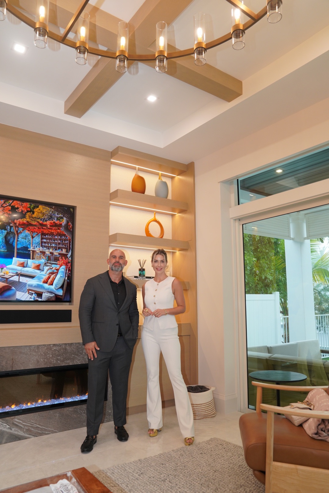 Naomi Besson y Jeff Creegan, The Besson Group by Creegan Team en Compass